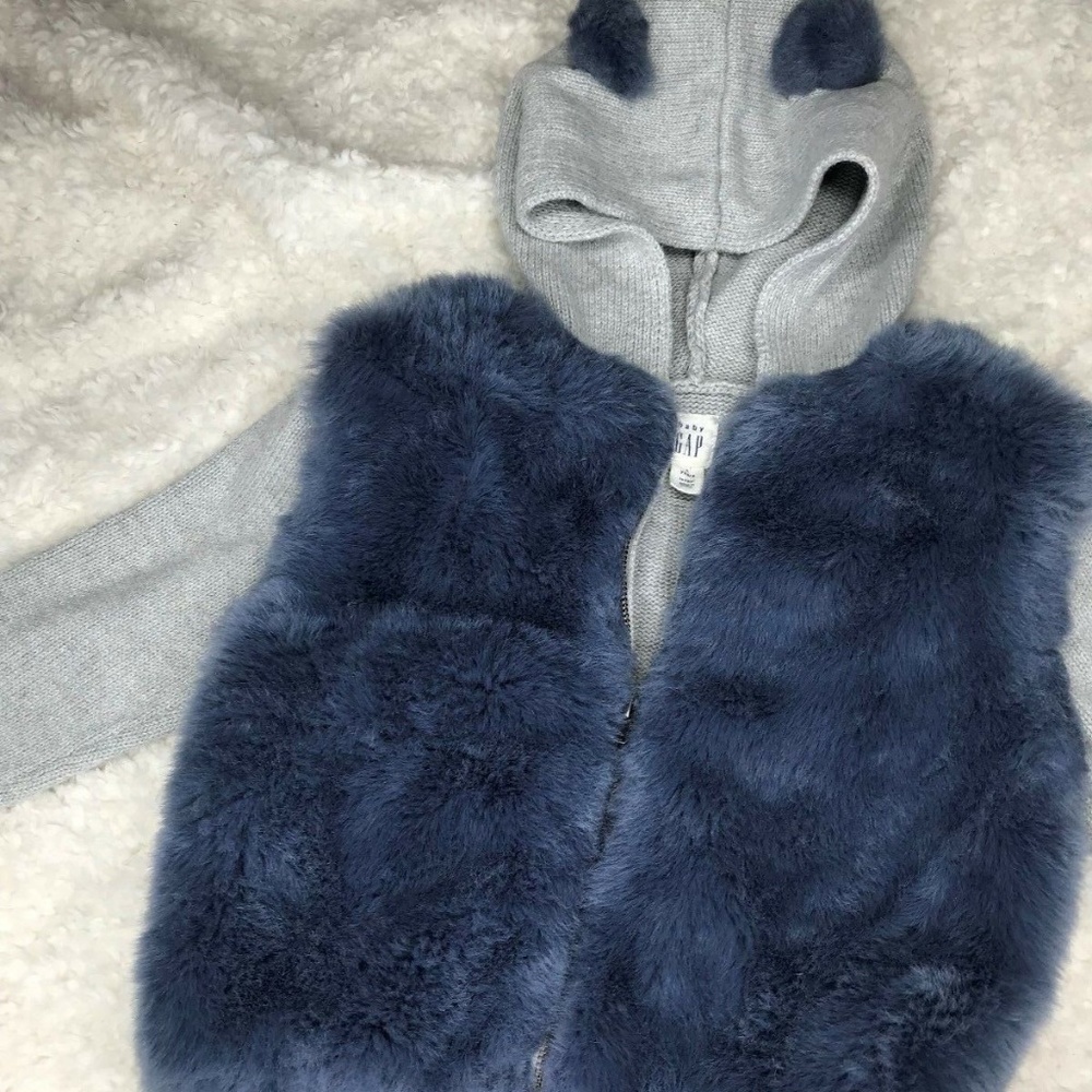 BABY GAP Toddler Faux Fur Sweater Hoodie Size 4